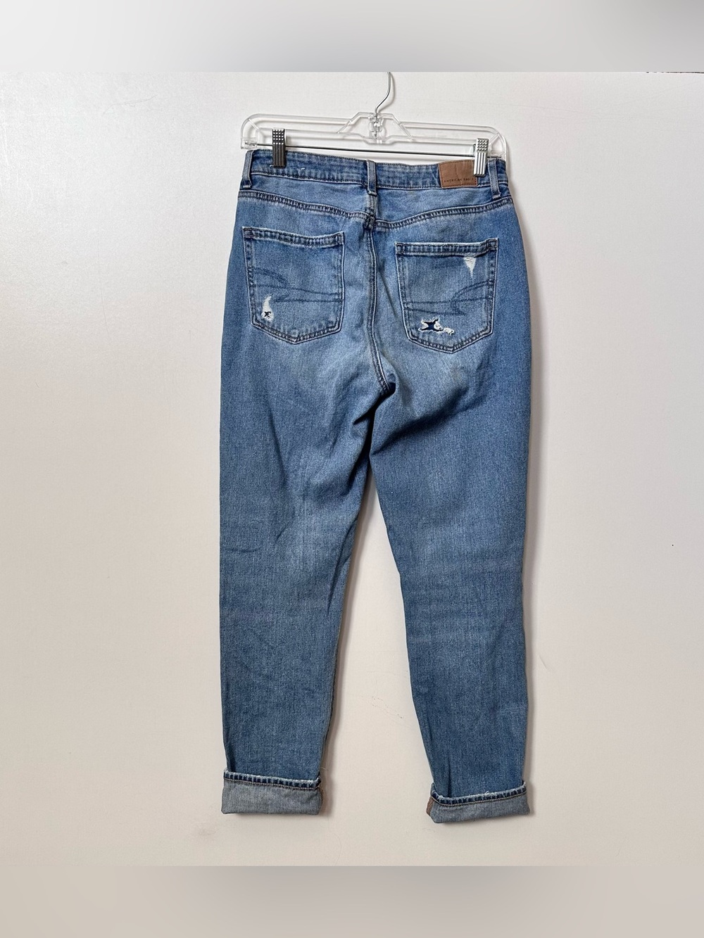 American Eagle Mom Jean Ripped Size 4 - Picture 8 of 8